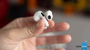 Amazon, Apple'ın sıcak yeni AirPods 3'ünü tekrar en düşük fiyatına indirdi