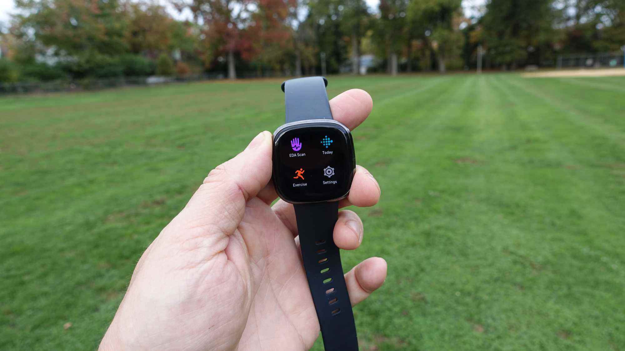 Fitbit Sense incelemesi