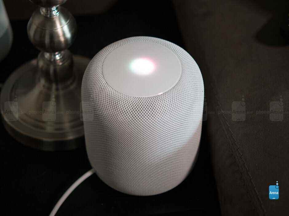 Bir Muhbir, kullanıcıların konuşmalarını yakalayan cihazlardan birinin HomePod olduğunu ortaya çıkardı - Bug, bazı iPhone kullanıcılarının, devre dışı bırakmalarına rağmen Siri etkileşimlerini Apple ile paylaşmasına izin verdi.