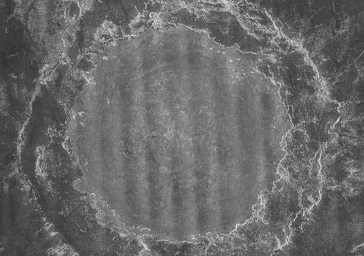 Venüs'ün Mead Krateri.