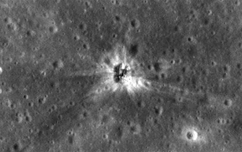 LRO, Apollo 16 Booster Roket Çarpışma Alanını Görüntüledi