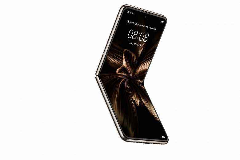 Lüks katlanır akıllı telefon Huawei P50 Pocket, etkileyici bir indirimle Rusya'da zaten satın alınabilir