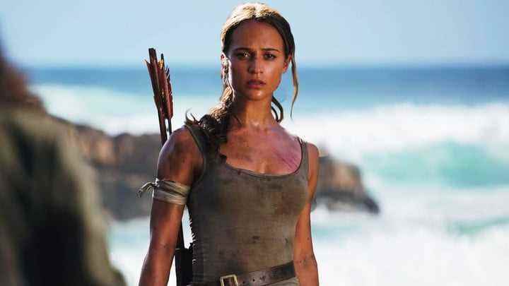 Alicia Vikander, Tomb Raider'da Lara Croft'u oynuyor.