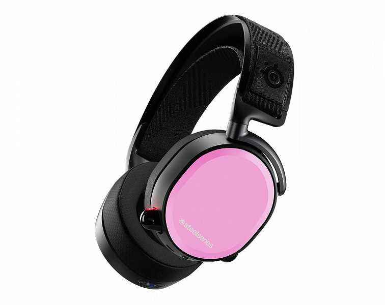 SteelSeries, pembe klavye tuşlarını ve kulaklık kapaklarını tanıtıyor 