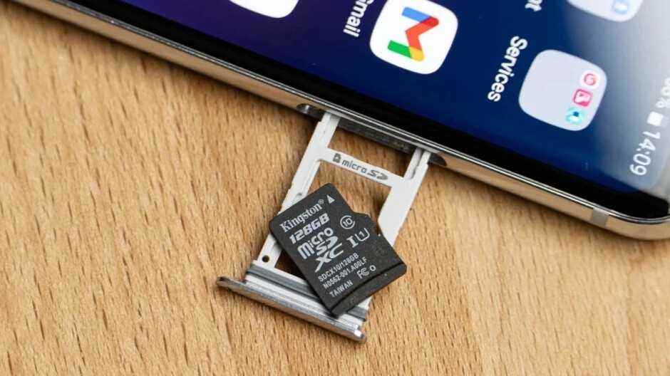 Samsung Galaxy A33 ve A53'te microSD kart yuvası var mı?