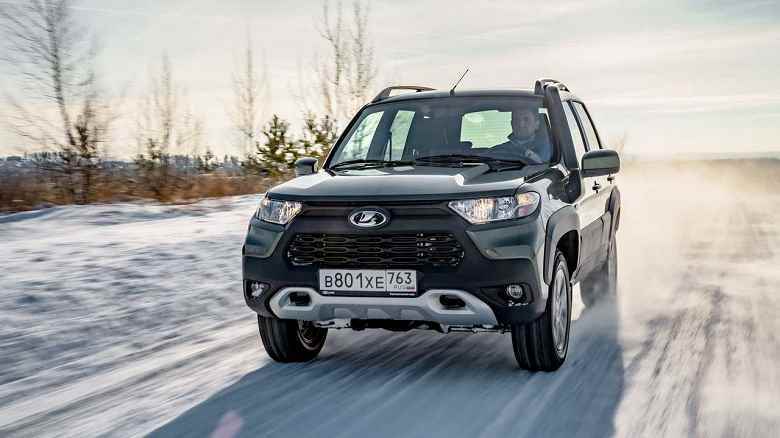 AvtoVAZ, yepyeni SUV'leri Lada Niva Travel'ı geri çağırıyor