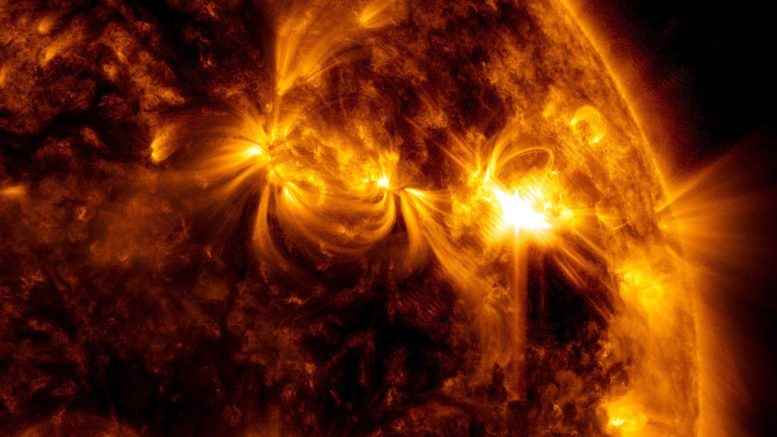 SDO Solar Flare Mart 2022 Kapat