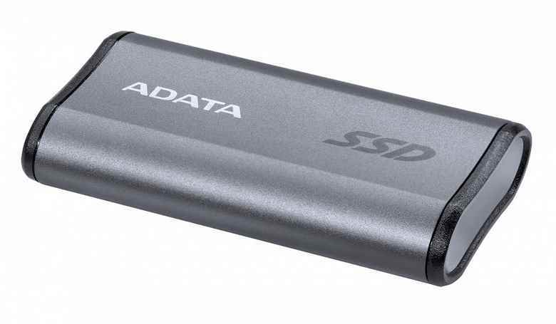 USB 3.2 Gen2 x2 arayüzü ile donatılmış Adata SE880 harici katı hal sürücüsü