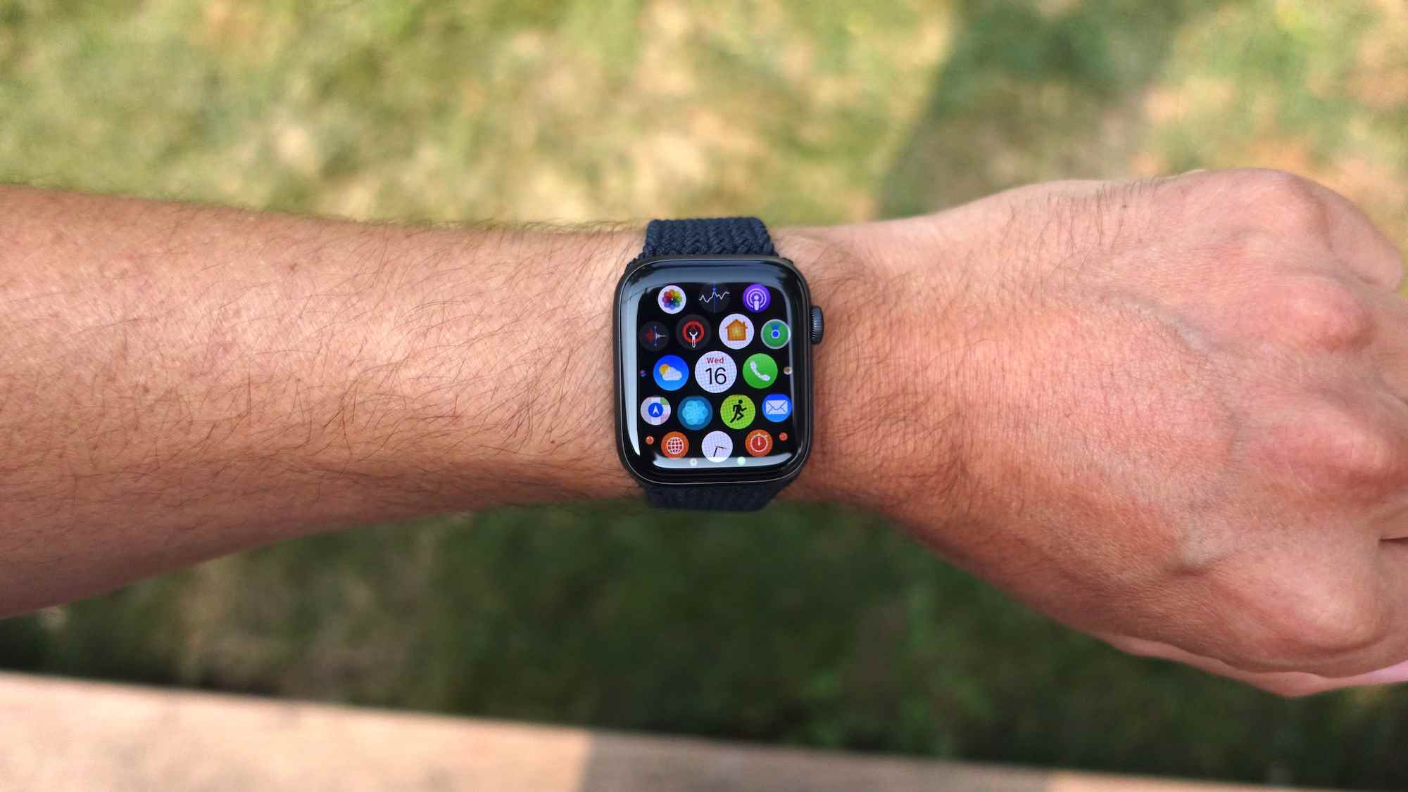 Apple Watch SE incelemesi (uygulamalı)