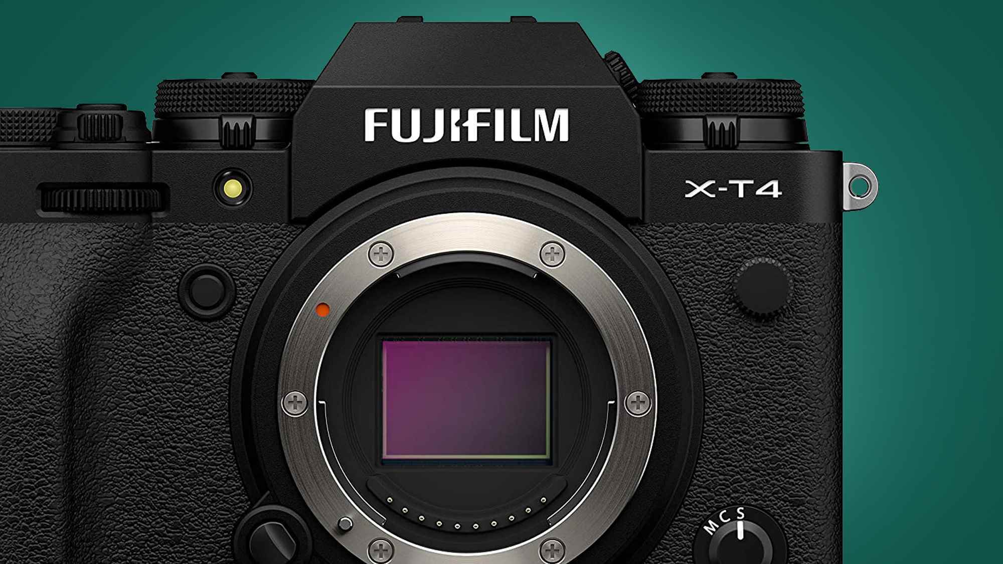 Yeşil bir arka plan üzerinde Fujifilm X-T4