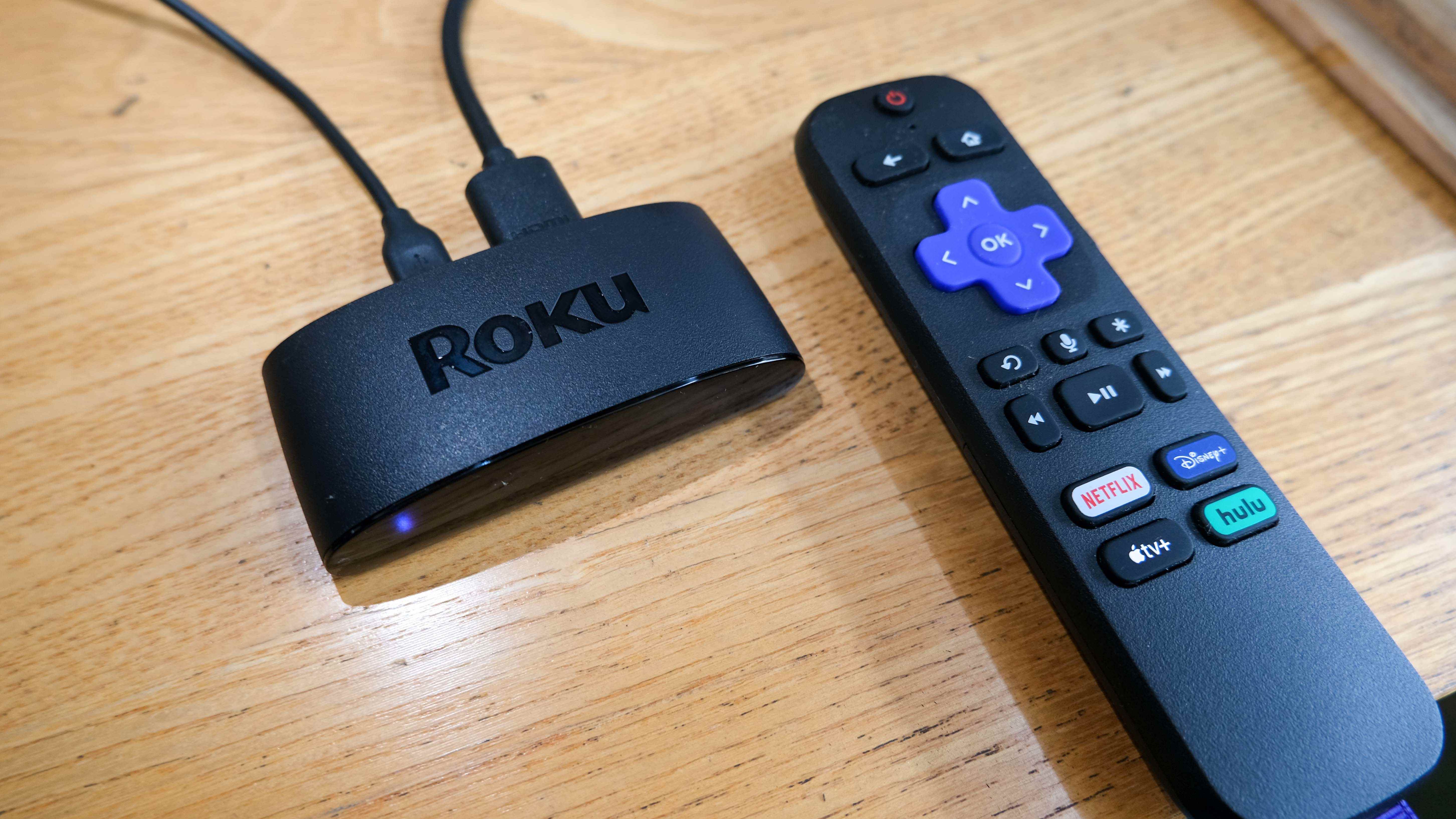 Roku Express 4K Plus ve uzaktan kumanda