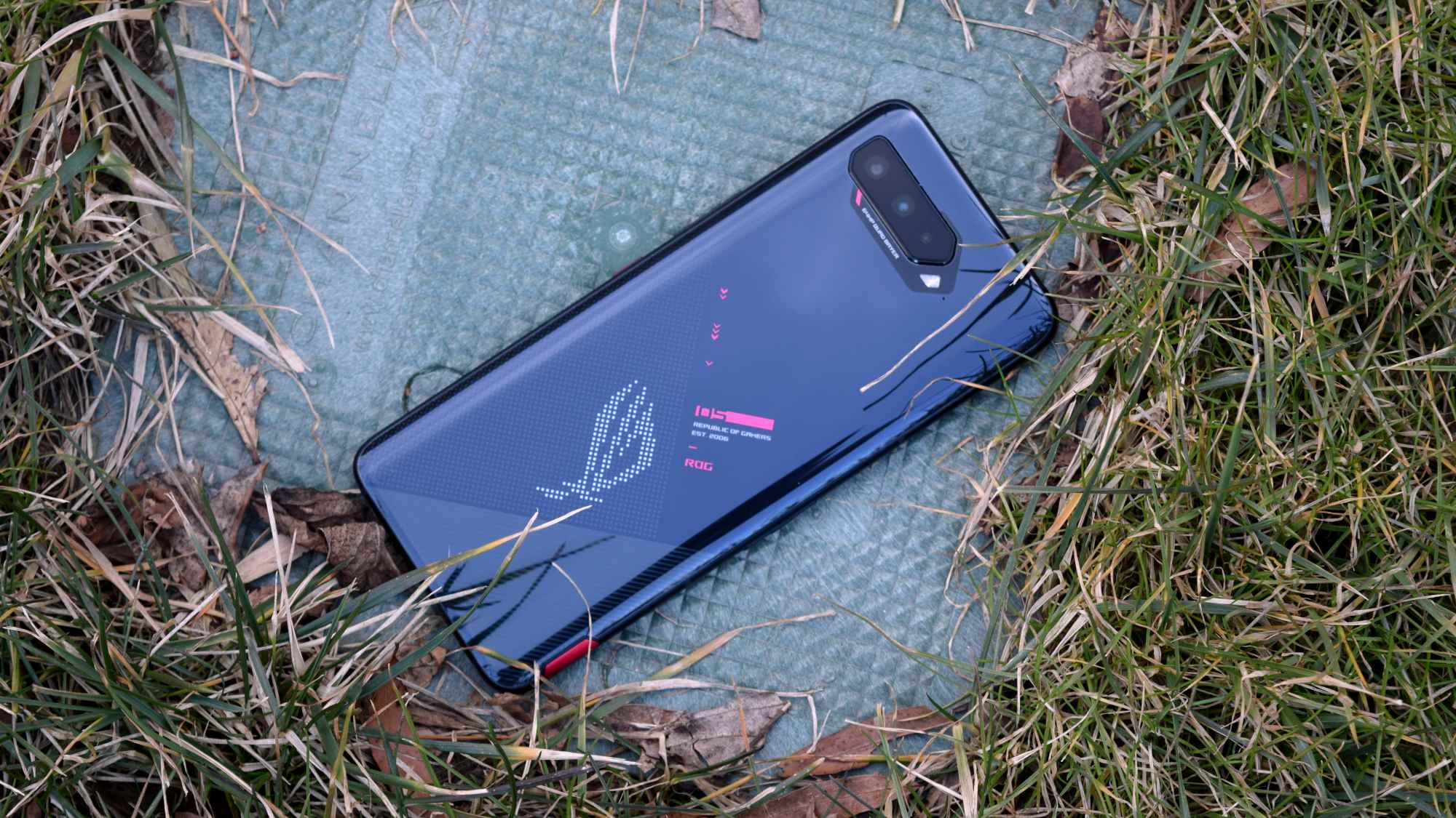 En iyi el konsolları: Asus ROG Phone 5