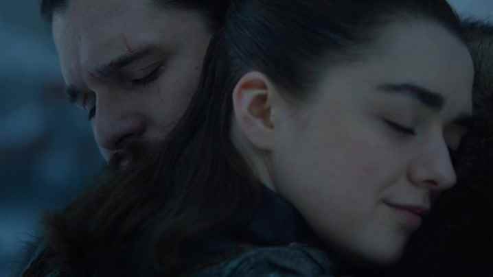 Jon ve Arya'nın Game of Thrones 8. sezonda yürekleri ısıtan buluşması.