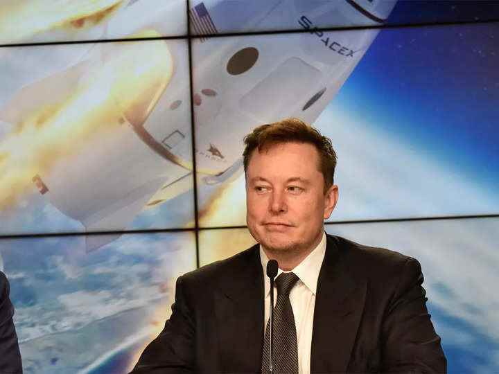 SpaceX, çalışanları aniden işten çıkararak ABD iş yasasını 'ihlal etti'