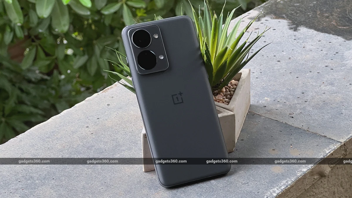 OnePlus Nord 2T 5G arka tasarım ndtv OnePlusNord2T5G OnePlus