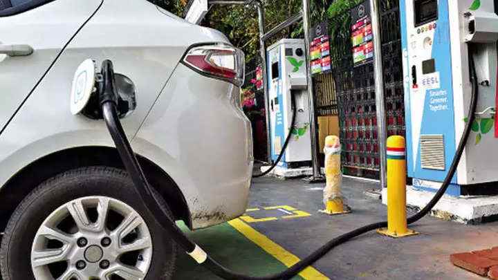 100 noktada EV şarj istasyonları için ihaleleri yüzdürmek için TN elektrik şirketi