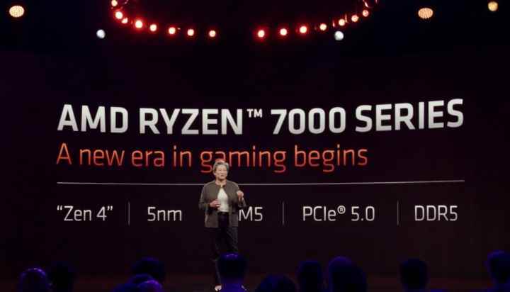 AMD'nin CEO'su Dr.  Lisa Su, Ryzen 7000'den bahsediyor.