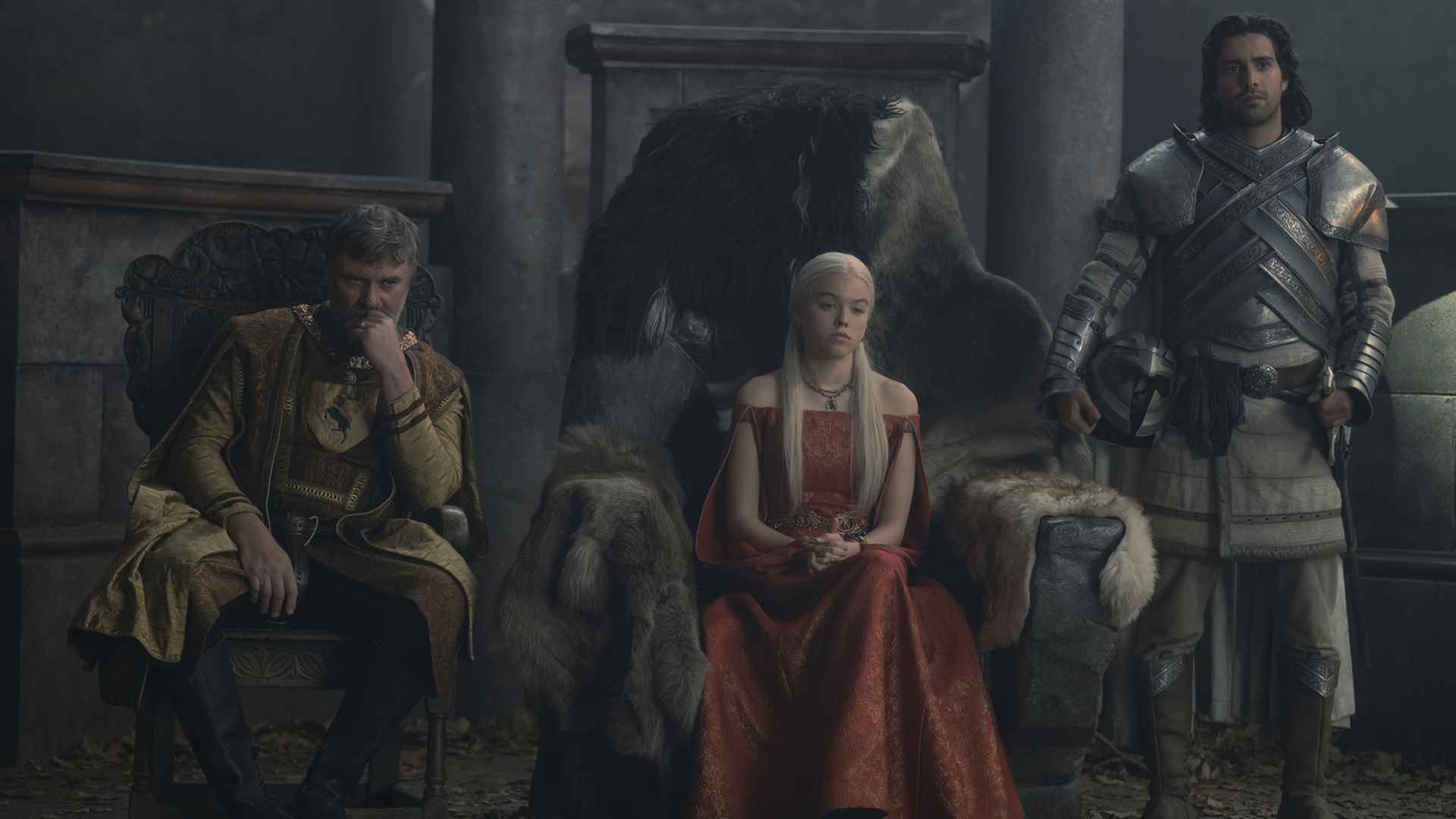 House of the Dragon 4. bölümde Prens Rhaenyra, Sör Criston Cole ve Boremund Baratheon tarafından çevrili bir tahtta oturuyor