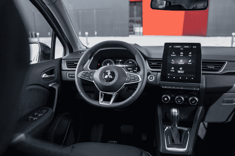 Yeni nesil Mitsubishi ASX tanıtıldı.  Yoksa Renault Captur mu?