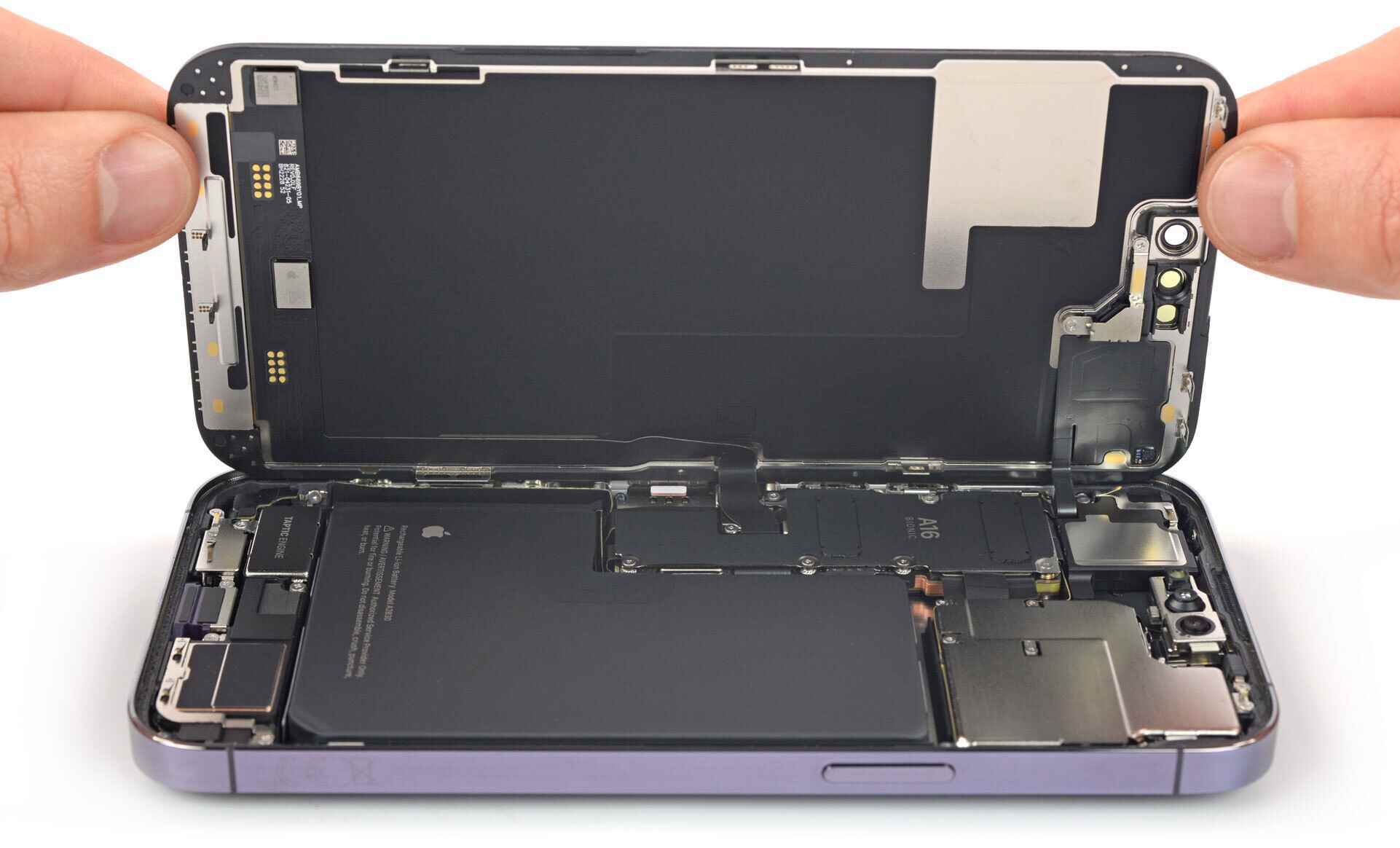 (Image Credit - iFixit) iPhone 14 Pro - iPhone 14 Pro Max'in içeriden görünümü, daha ucuz onarım isteyenler için kötü haber