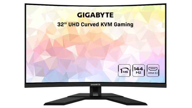 Beyaz bir arka plana karşı bir Gigabyte M32UC oyun monitörü