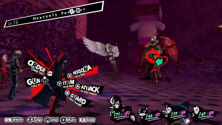 Nintendo Switch'teki Persona 5 Royal savaş kullanıcı arayüzü.