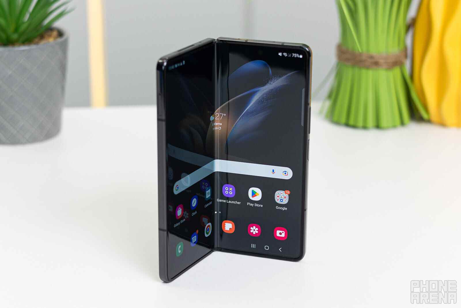 Samsung Galaxy Z Fold 4 - Verizon'un bu düzine Samsung telefon ve tablet için güncellemeleri hazır