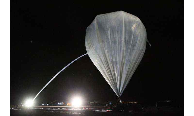 Ağır yük balonu yakın uzay yüksekliklerine kaldırıldı