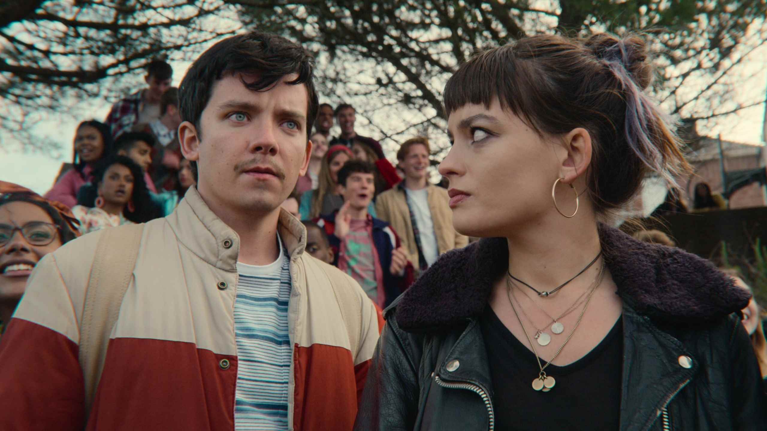 Asa Butterfield ve Emma Mackey, Sex Education 3. sezon setinde