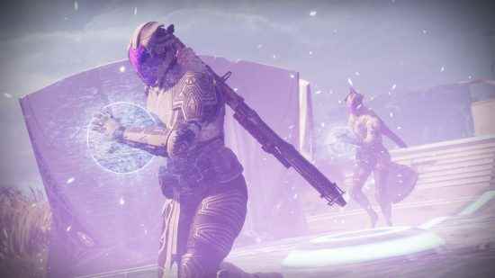 Destiny 2 sezon 19 çıkış tarihi, yeni zindan, silahlar ve hikaye: Bir Muhafız, Destiny 2'de bir küre taşır.