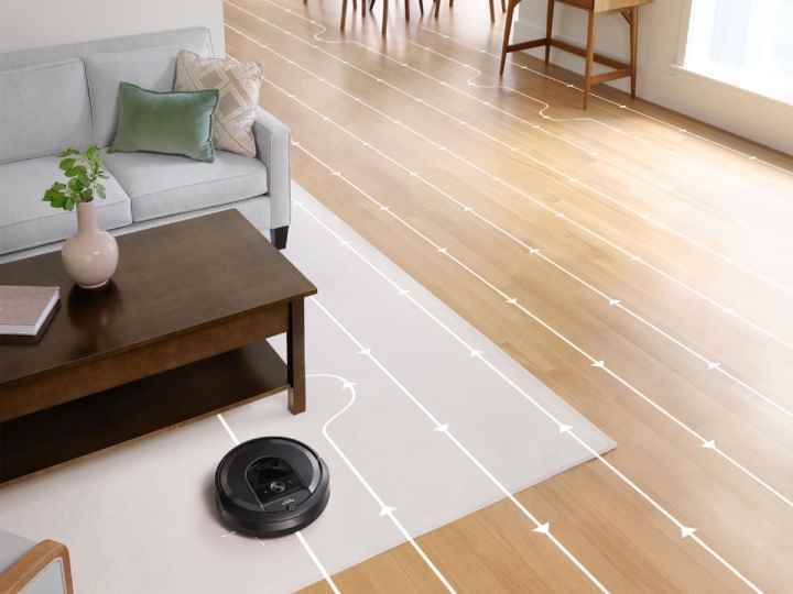 Robot Roomba i7+ (7550) Wi-Fi Bağlantılı Kendi Kendini Boşaltan Robot Süpürgesi, verimli navigasyon haritasının ardından.