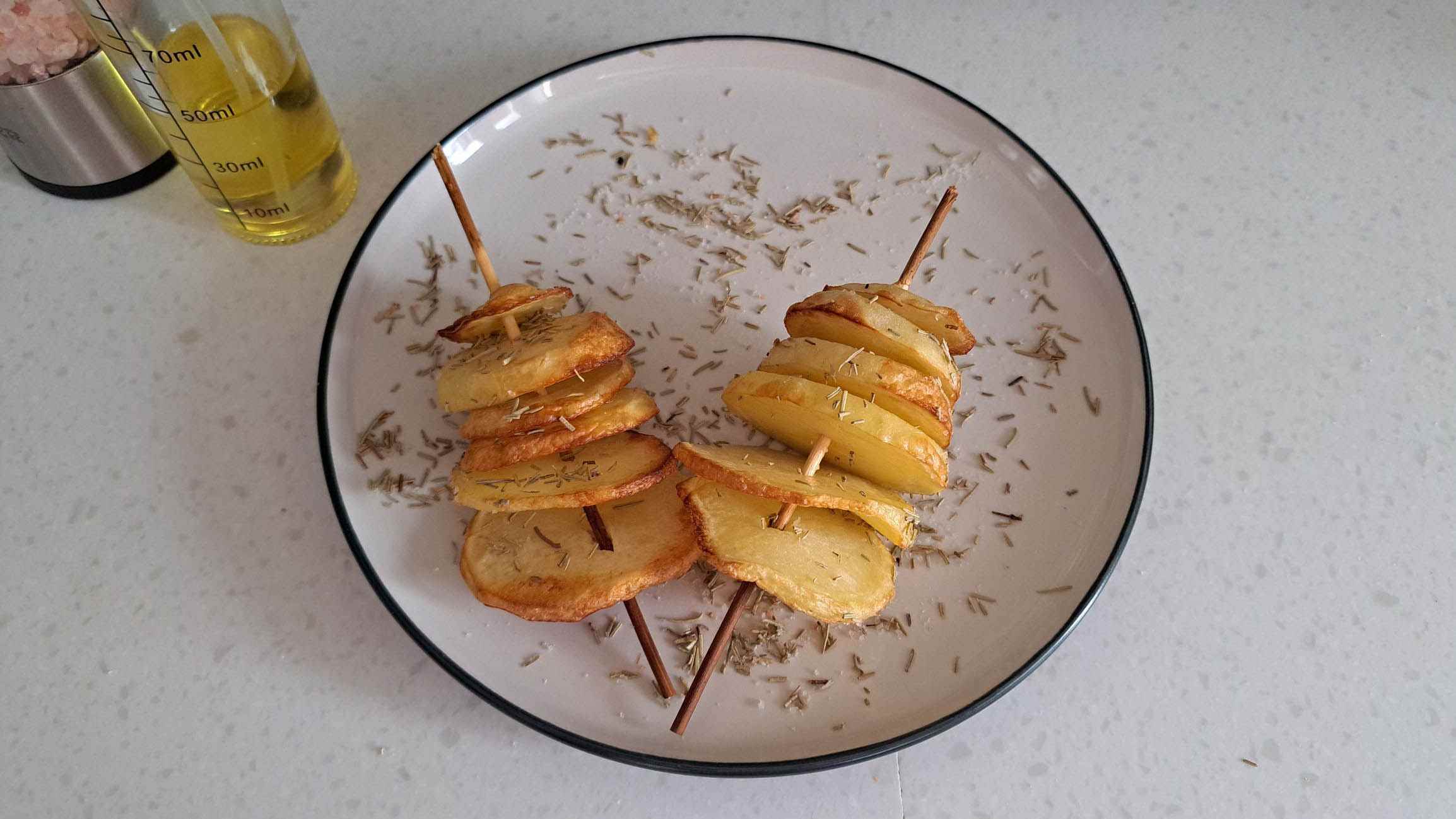 Pişmiş patates 'Noel ağaçları'