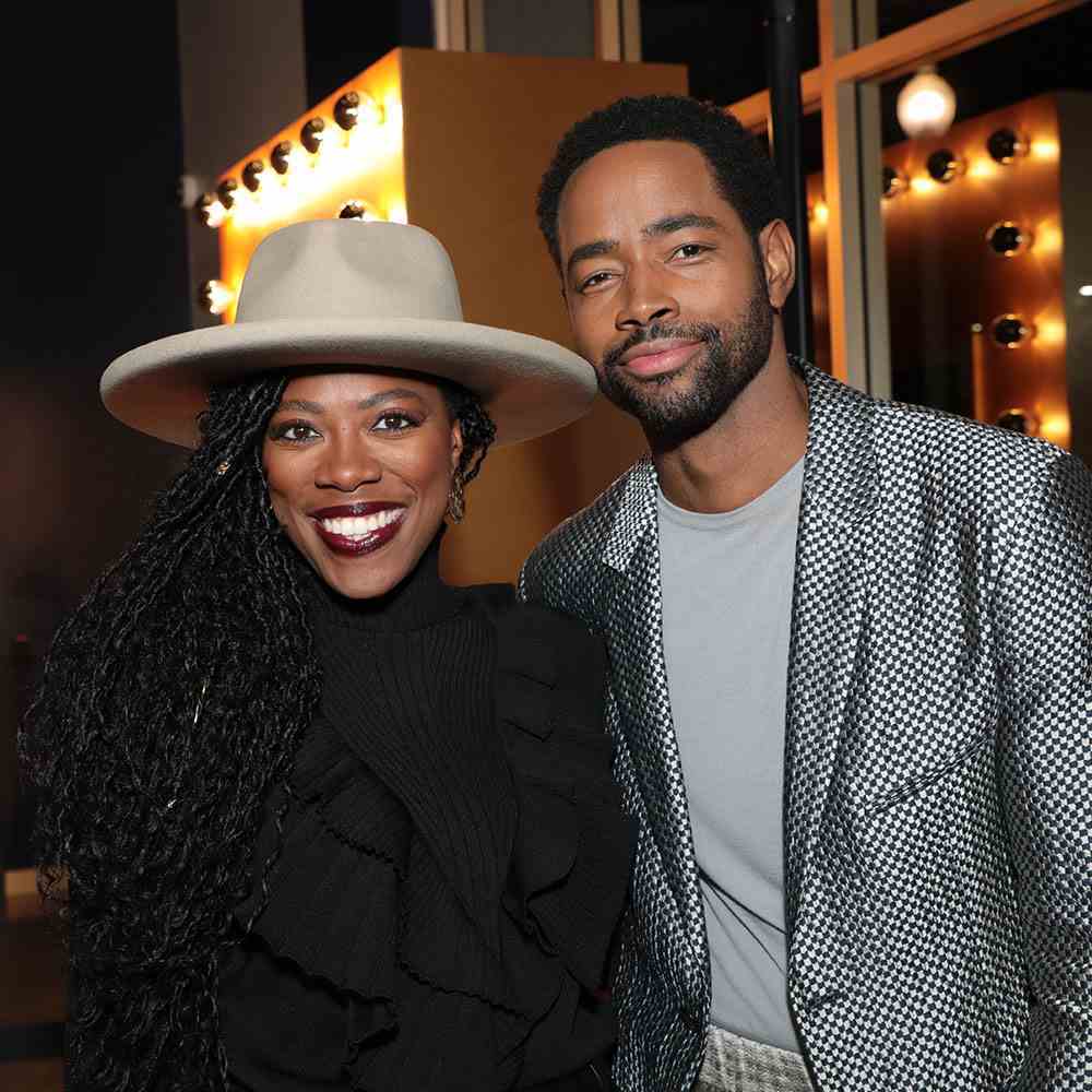 Yvonne Orji ve Jay Ellis, Prime Video'nun 1 Şubat 2023 Çarşamba günü Culver City, CA'da Amazon Stüdyolarında Eskiden Tanıdığım Biri Prömiyerini sunarken katılıyor.