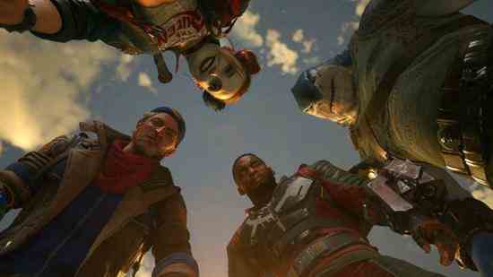 Suicide Squad - Deadshot, Harley Quinn, King Shark ve Captain Boomerang - kamerayı çevreliyor