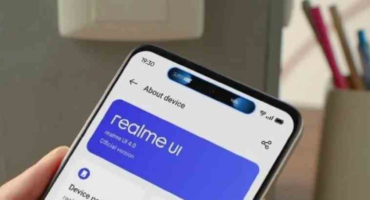 Mini Kapsüllü bir Realme C serisi telefonun canlı görüntüsü - Android üreticisinin yöneticisi, önce bir Dynamic Island özelliğini tweet'ler, sonra siler