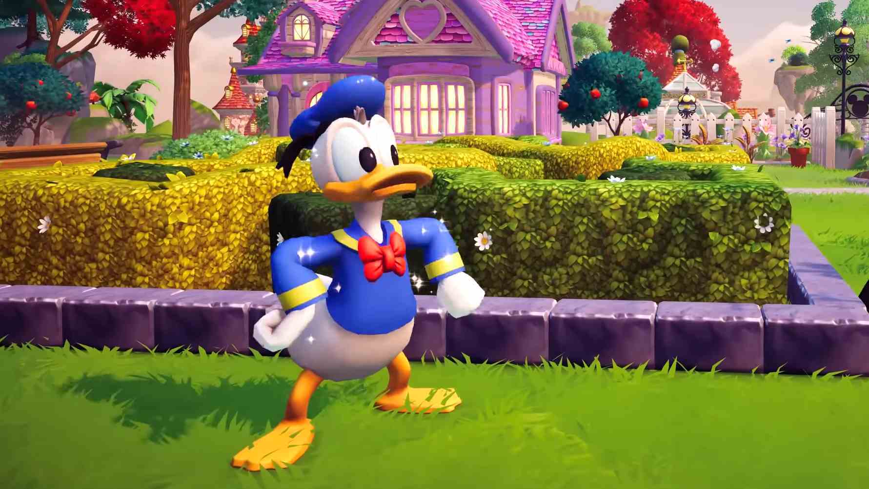 Disney Dreamlight Valley'de elleri kalçalarında duran Donald Duck