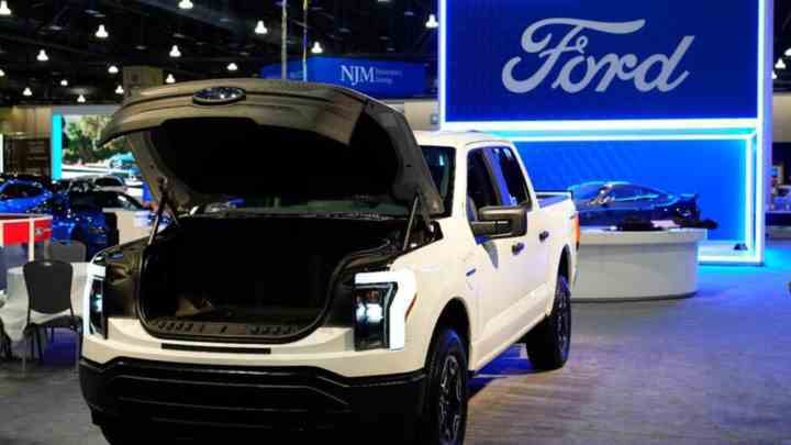 Ford, pil yangınından sonra elektrikli F-150 üretimini durdurdu