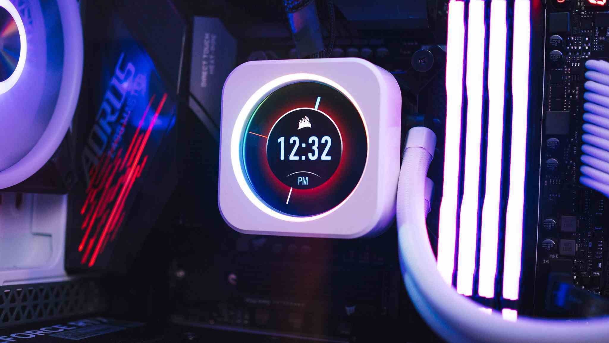 Corsair H150i Elite LCD XT incelemesi