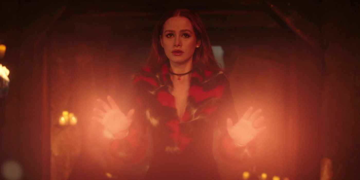 Madelaine Petsch, Riverdale Sezon 6'da Güçlerini Kullanan Cheryl Blossom rolünde