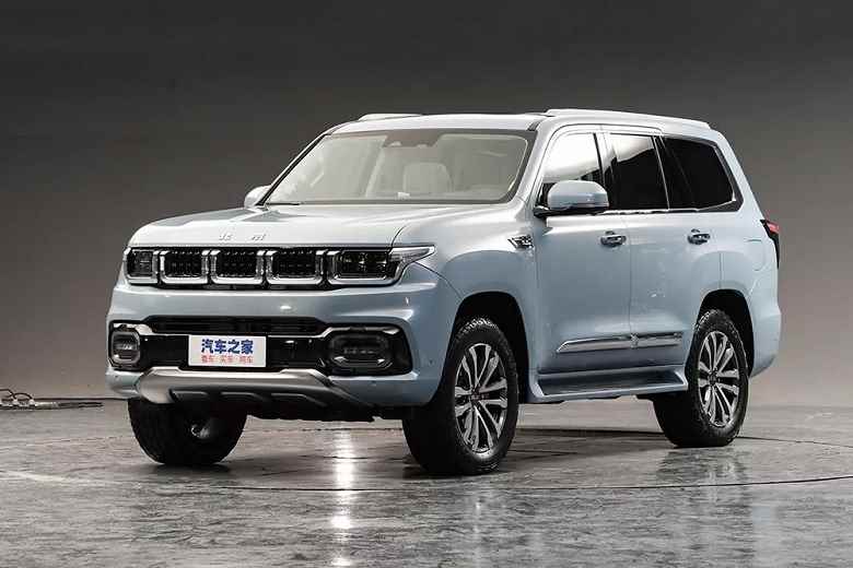 BAIC'den Toyota RAV4 ve Land Cruiser 300'ün analogları Rusya'da görünecek: BAIC X55 ve BAIC BJ60, Avtotor'da toplanacak