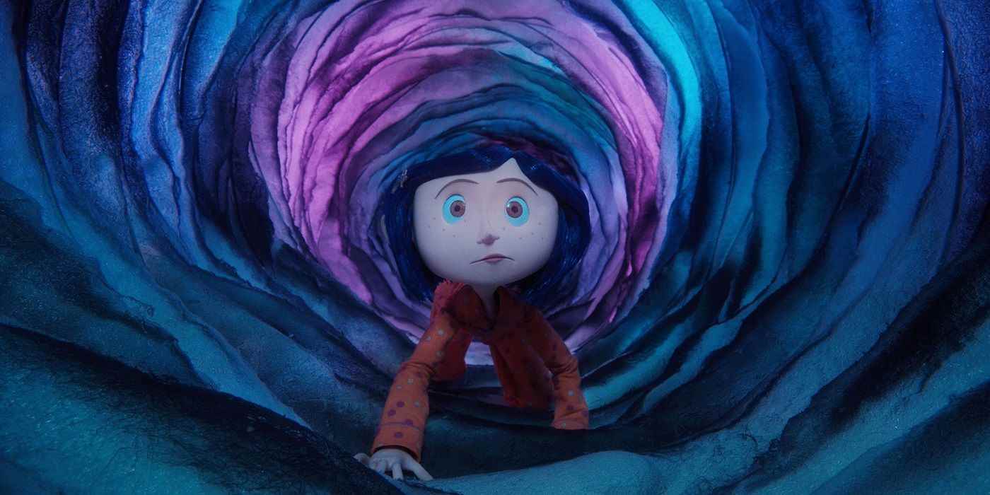 Coraline Öteki Dünyaya sürünüyor