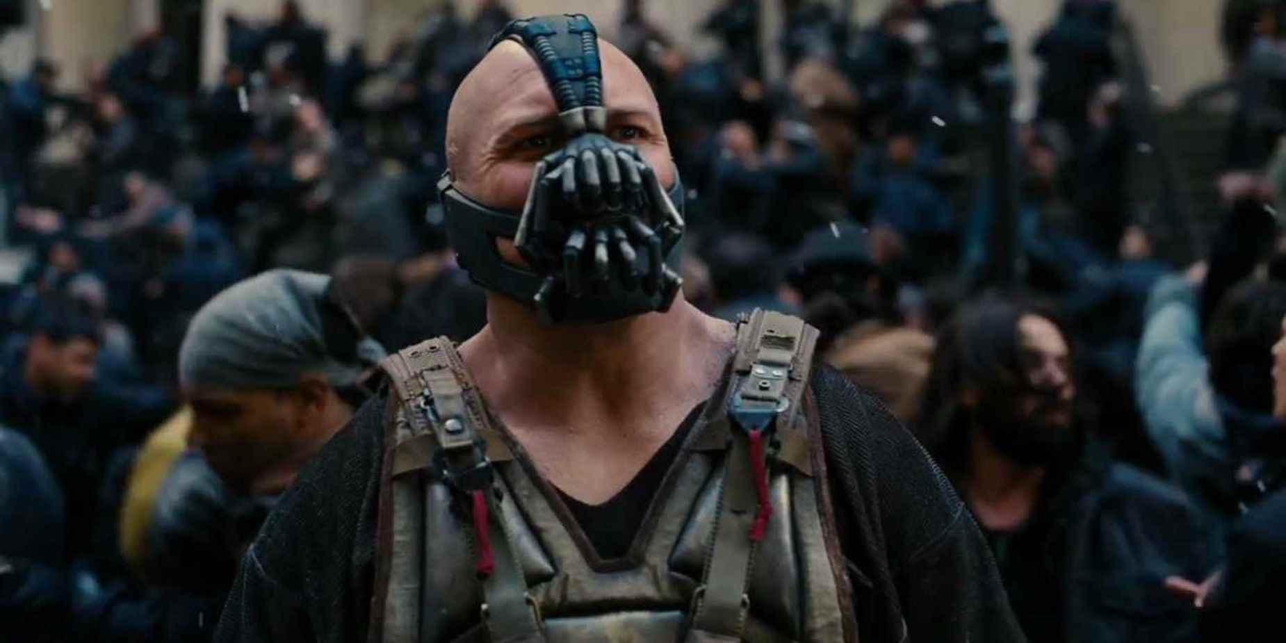 The Dark Knight Rises'ın son savaşı sırasında Bane