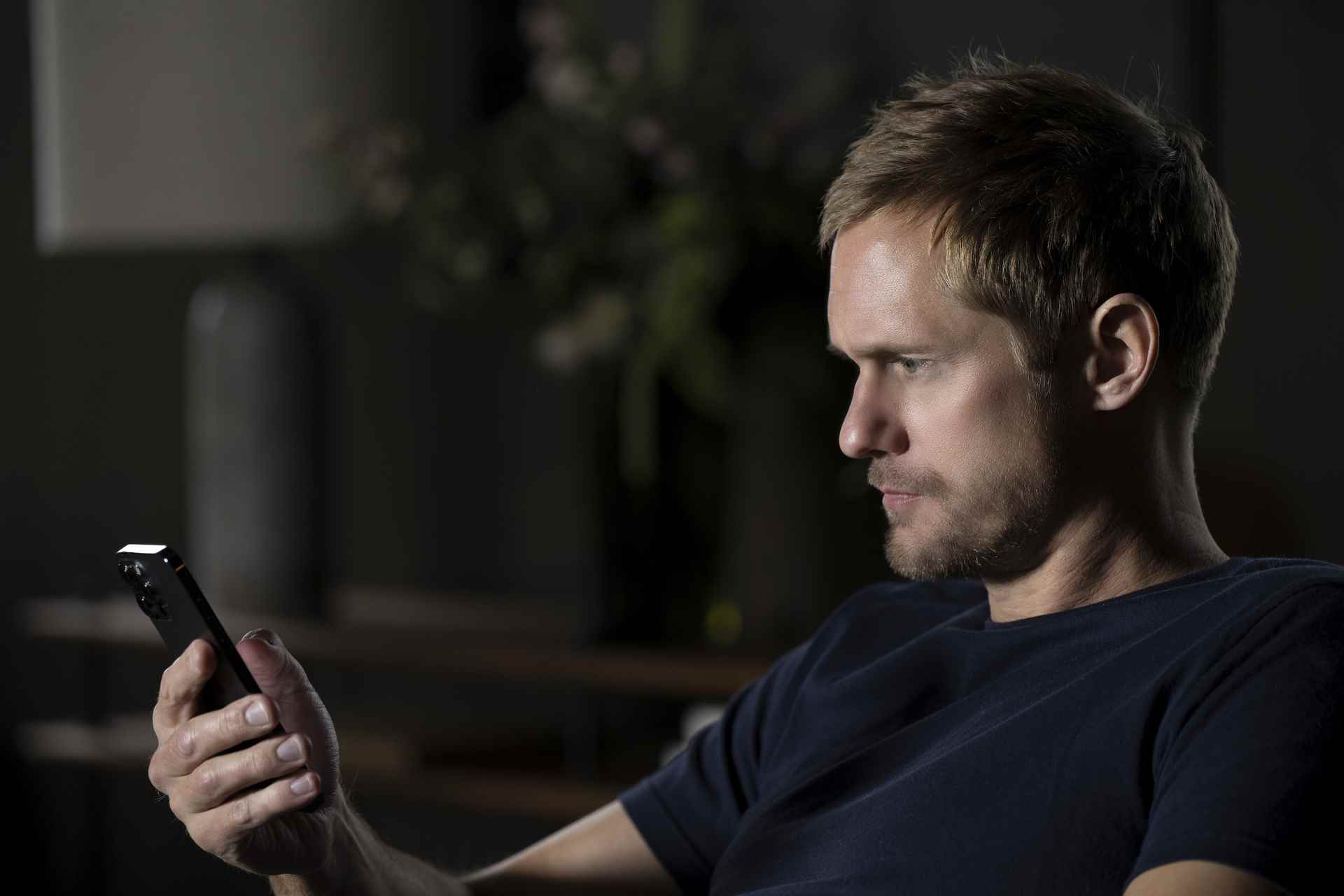 Alexander Skarsgård, Succession 4. sezon 5. bölümde Lukas Matsson rolünde