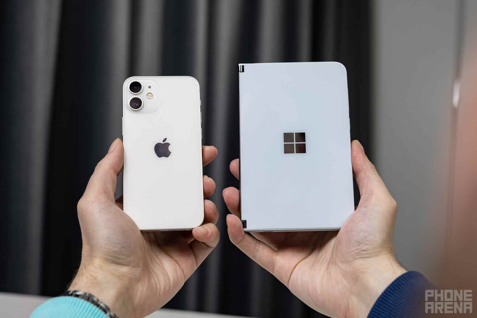 Surface Duo harika, ancak sıkıcı ama süper rahat iPhone'a (veya başka herhangi bir normal telefona) geri dönmeyi düşünüyorum - iPhone 15: Neden Apple, iPhone 15'i 