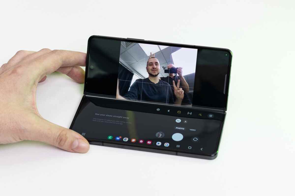 Bu söylentilere göre Samsung Galaxy Z Fold 5 ve Z Flip 5 kamera özellikleri pek iç açıcı gelmiyor