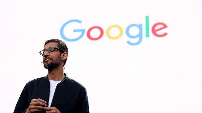 Pichai, şirketin Google'ın popüler hale getirdiği bağlantı tabanlı aramadan uzaklaşmasına yardımcı olabilecek birkaç farklı AI tabanlı arama ürünü üzerinde çalıştığını söyledi.