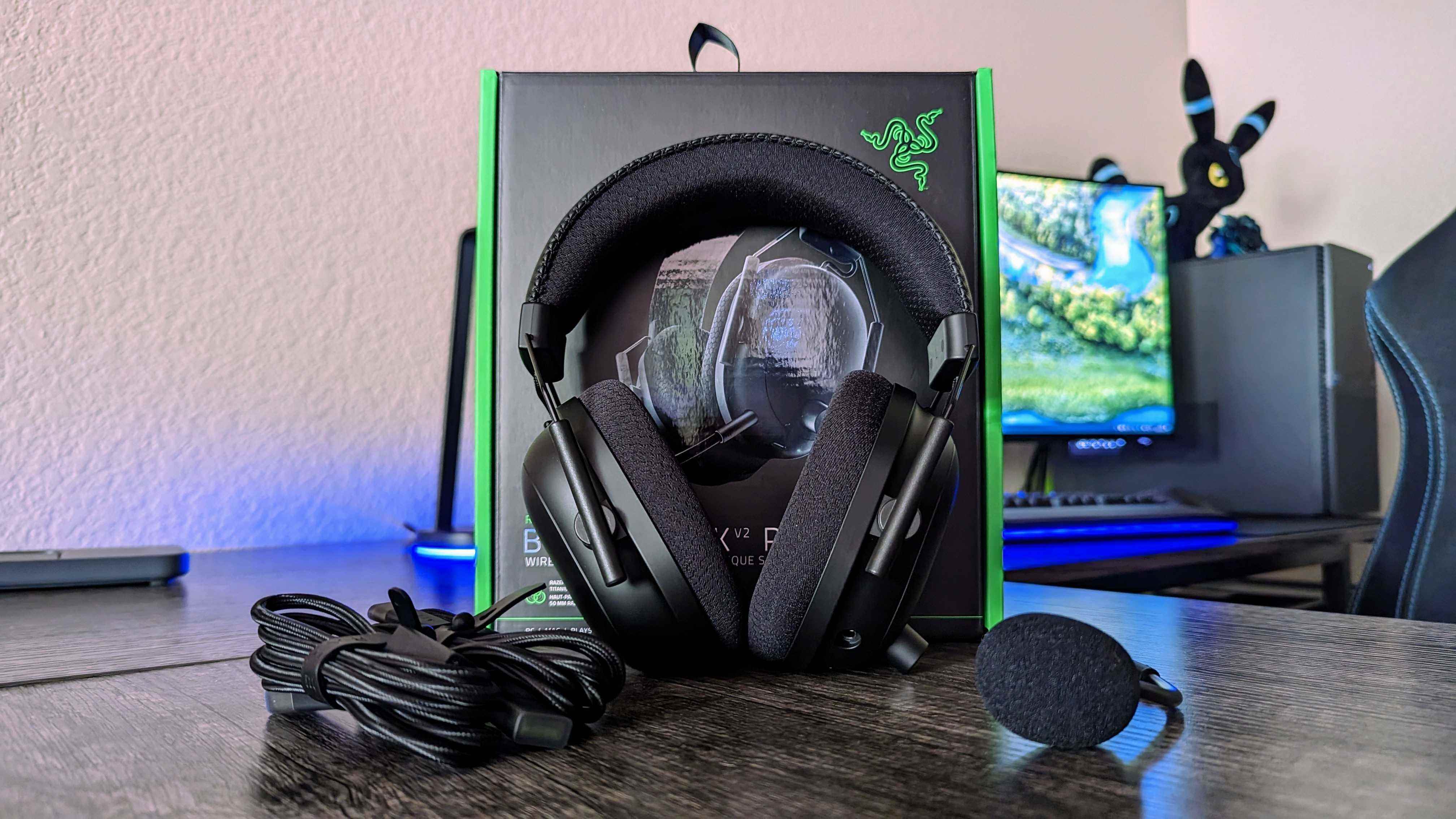 Razer BlackShark V2 Pro'nun (2023) görüntüsü.