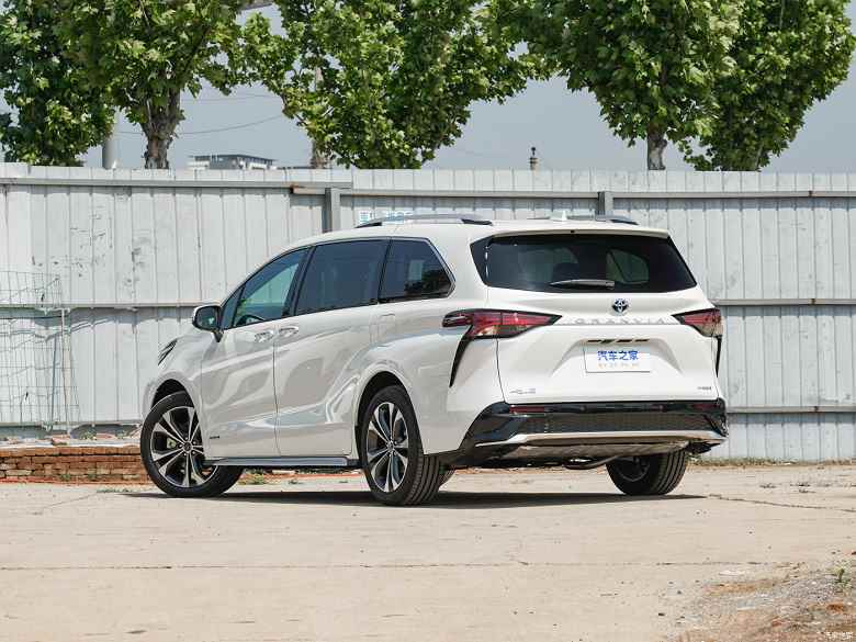 2023 Toyota Grevia tanıtıldı: farklı fiyat noktalarında altı model mevcut