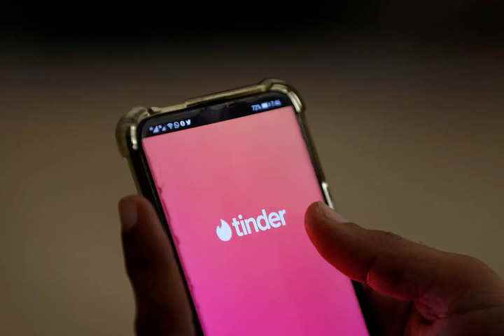 Tinder, sosyal medya tanıtıcılarını kullanıcıların biyografilerinden kaldıracak