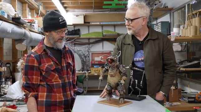 Bir Tippett Studios animatörü ve stop-motion kuklasıyla Adam Savage